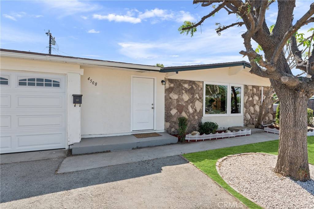 Covina, CA 91722,4508 N Heathdale AVE