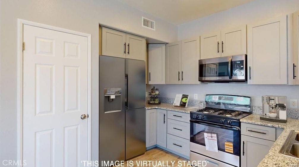 Victorville, CA 92394,16486 Manchester ST