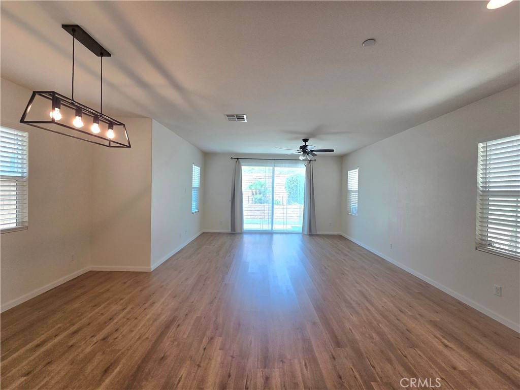 San Bernardino, CA 92407,5374 N Alumni LN