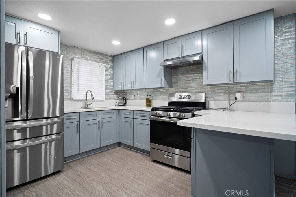 Fontana, CA 92335,17377 Valley BLVD #2