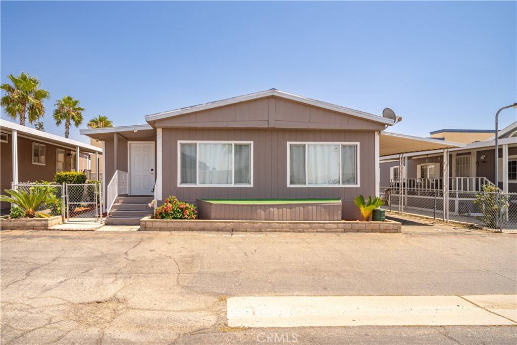 Fontana, CA 92335,17377 Valley BLVD #2