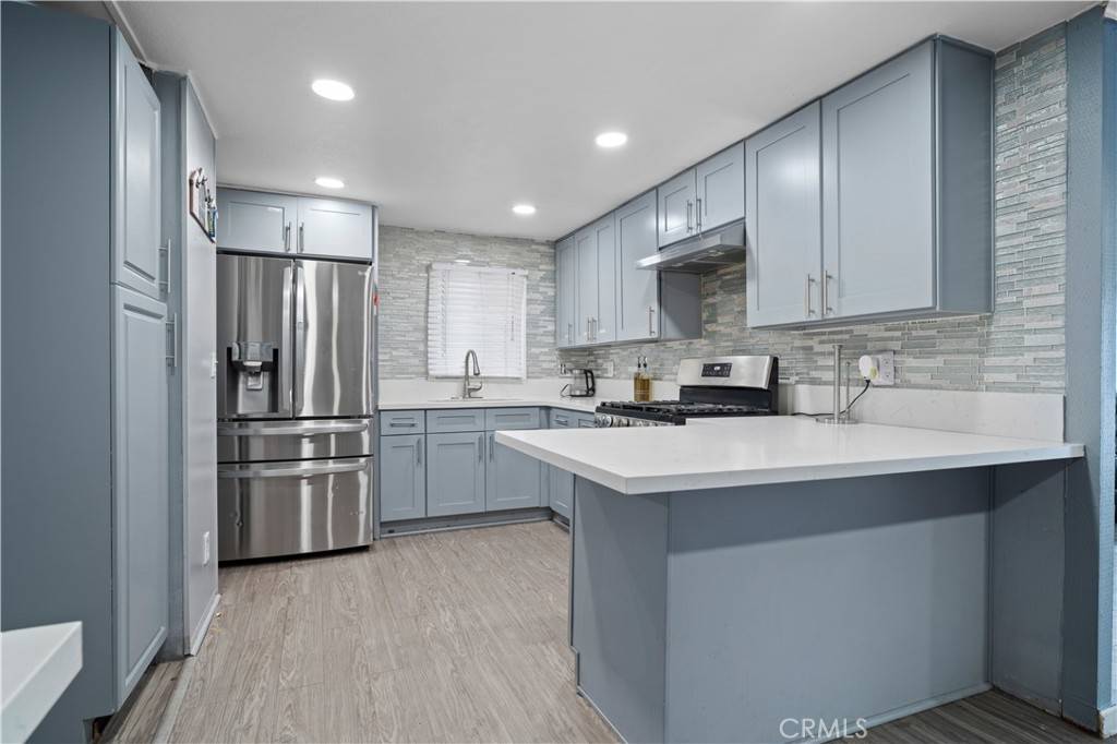 Fontana, CA 92335,17377 Valley BLVD #2