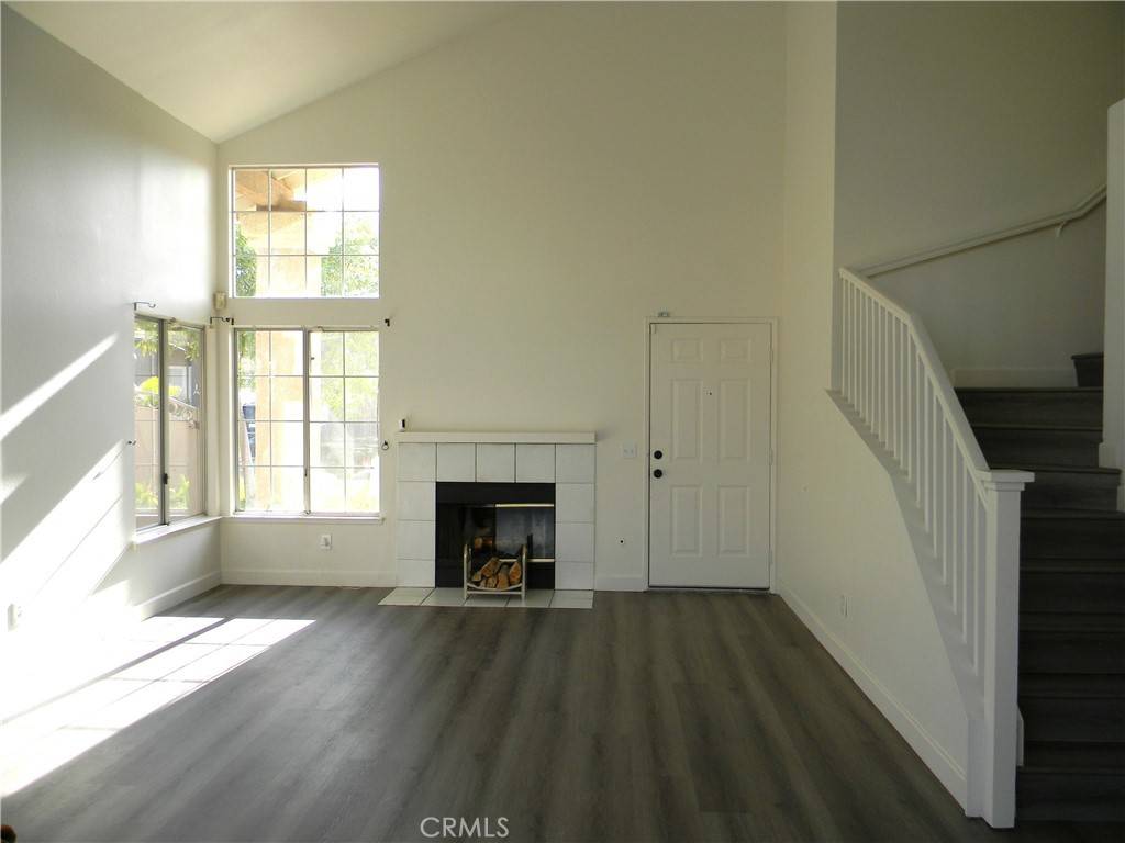 Perris, CA 92571,1187 White Tip LN