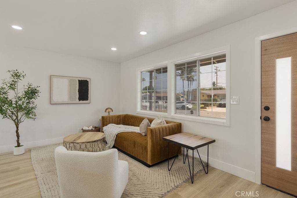 La Puente, CA 91744,15454 Lassalette ST