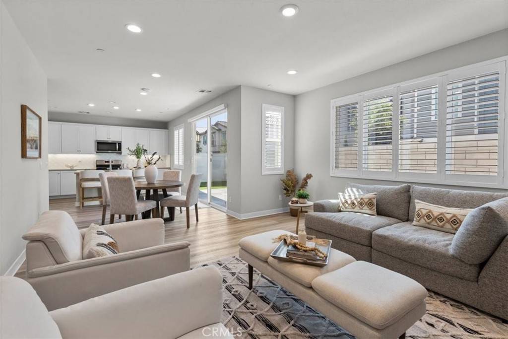 Ontario, CA 91761,3930 E Crisanta Privado