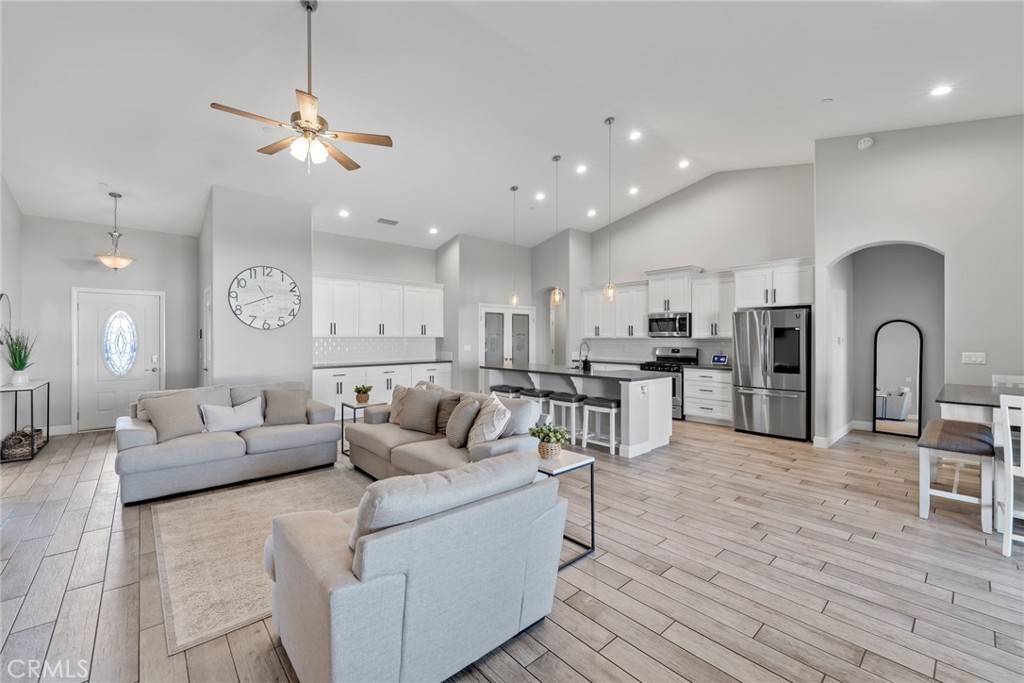 Hesperia, CA 92345,7714 Paisley AVE