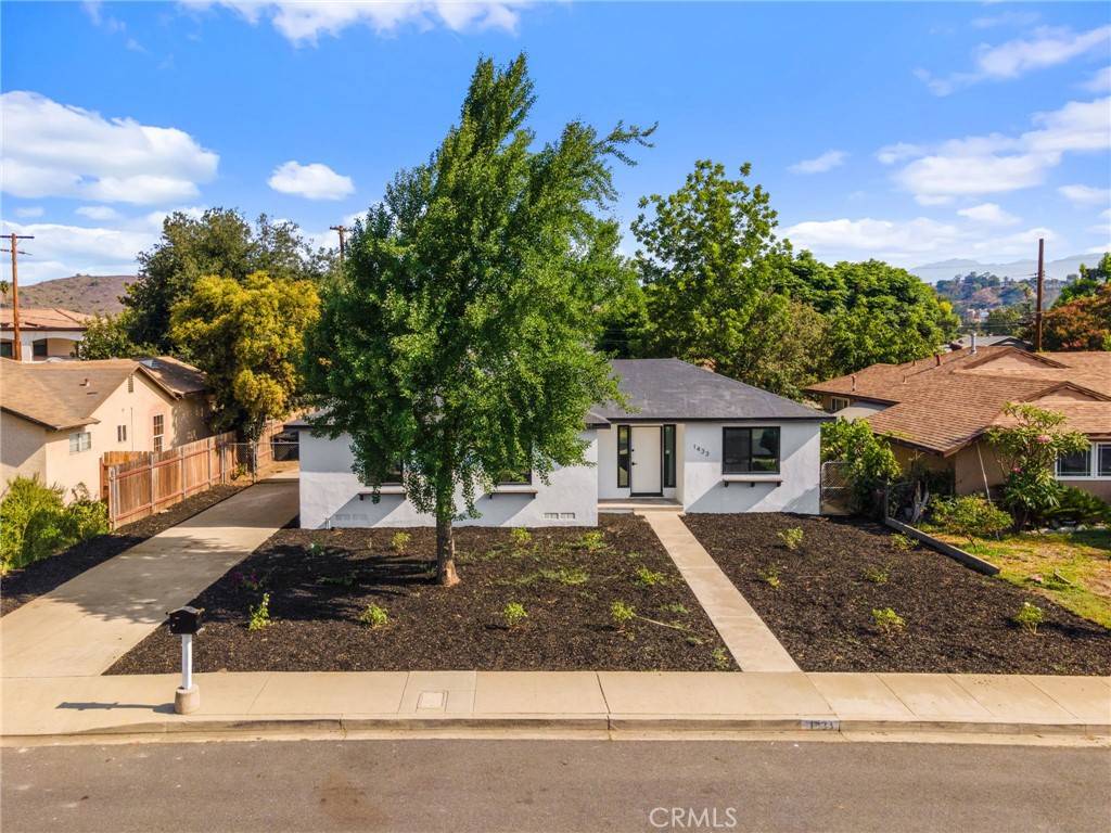 Pomona, CA 91768,1433 Ashport ST