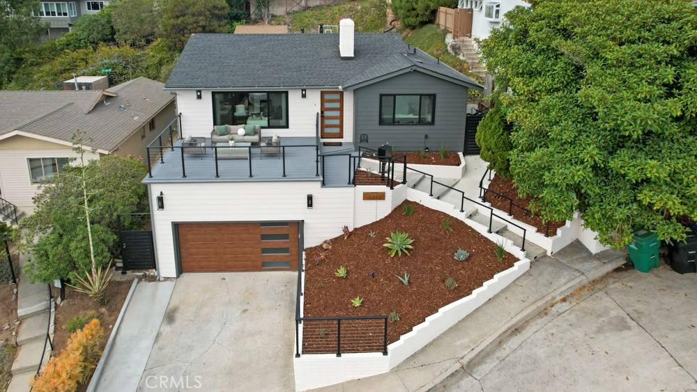 San Diego, CA 92106,3412 Poe ST
