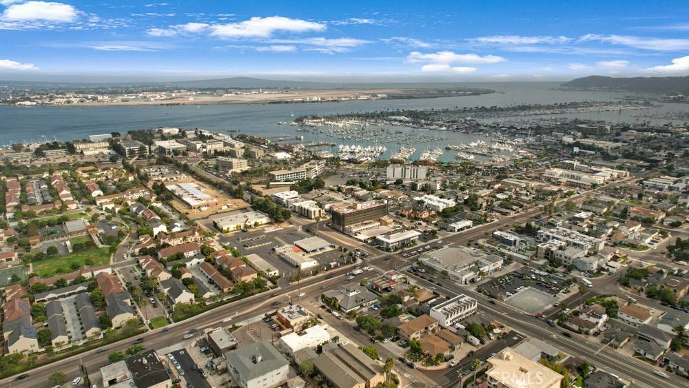 San Diego, CA 92106,3412 Poe ST