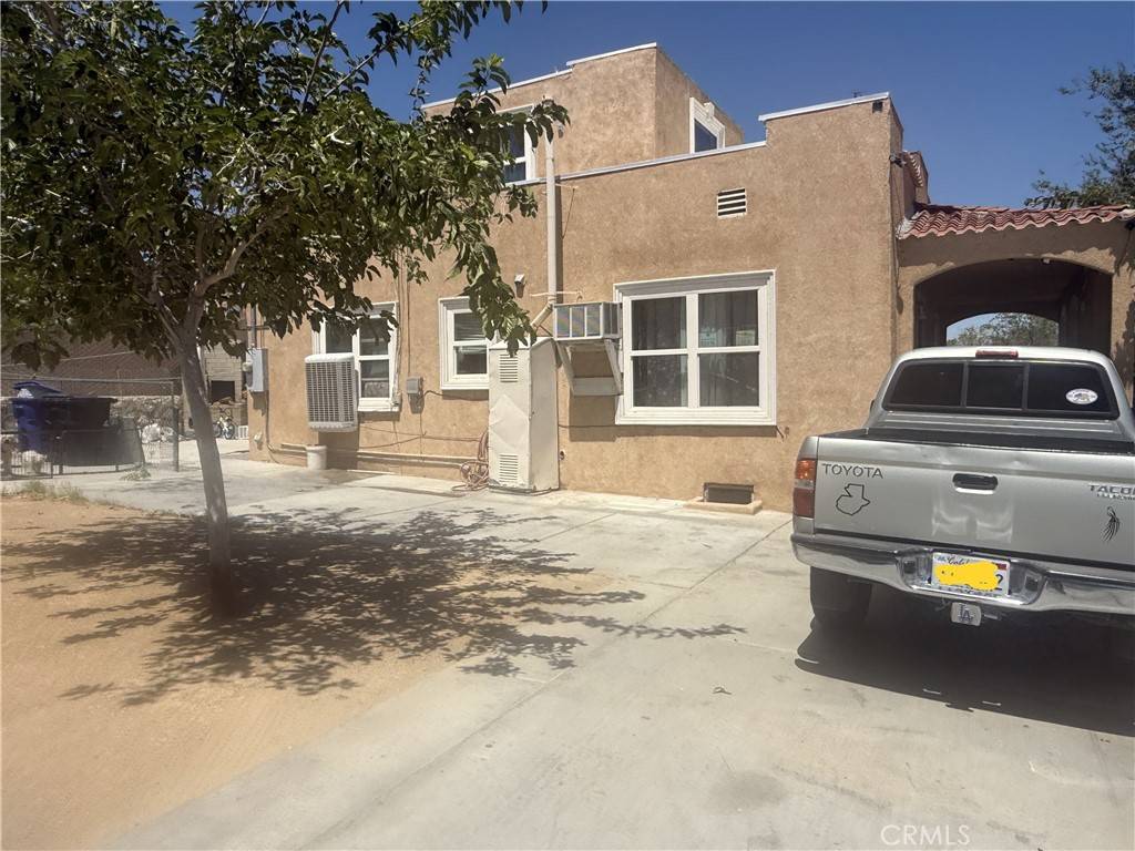 Victorville, CA 92395,15398 6th ST