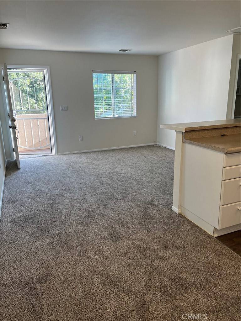 La Verne, CA 91750,2328 E 5th St
