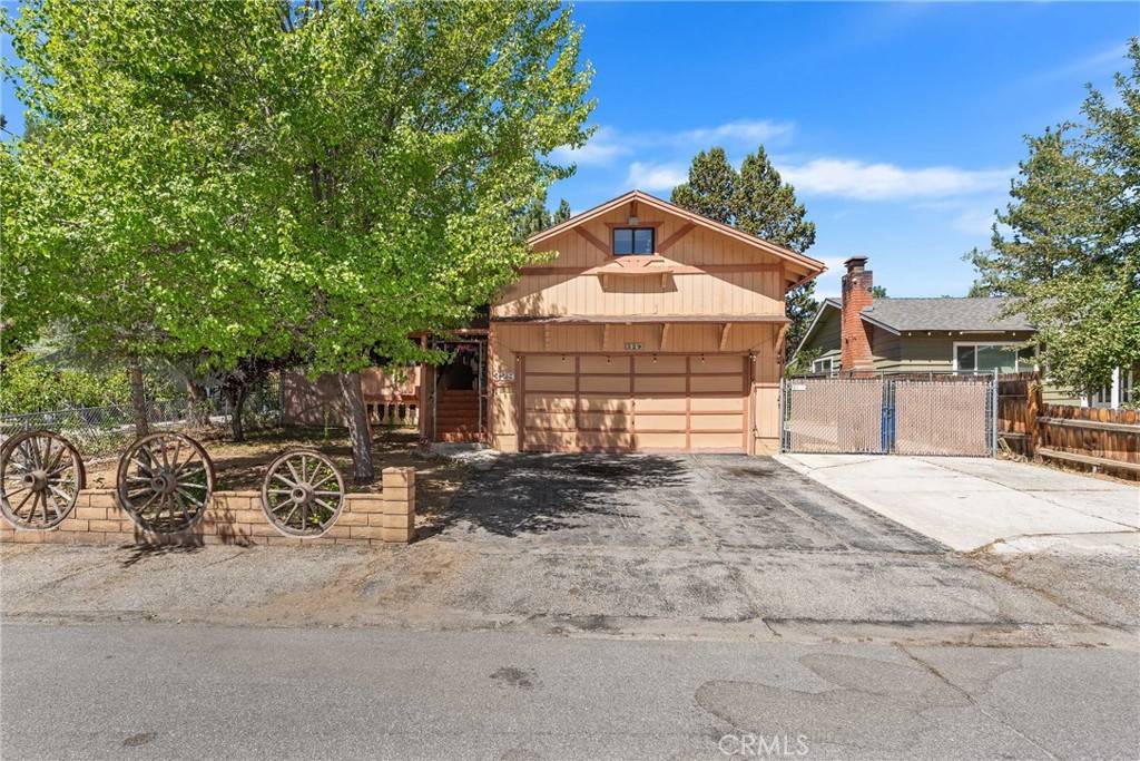 Big Bear City, CA 92314,329 Downey DR