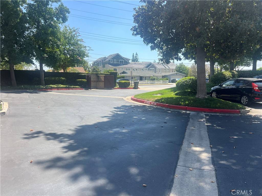 Monrovia, CA 91016,215 E Chestnut AVE #D