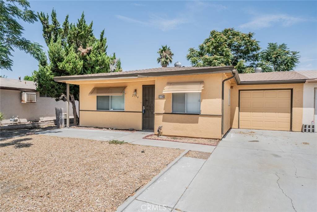 Hemet, CA 92545,2196 W Oakland AVE