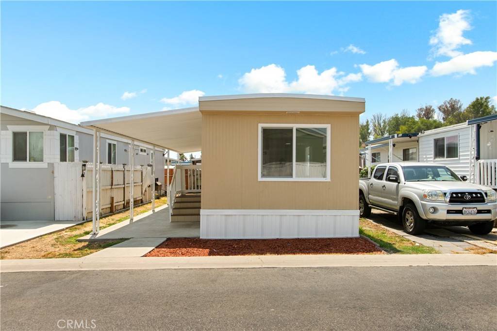 Walnut, CA 91789,3825 VALLEY BLVD #11