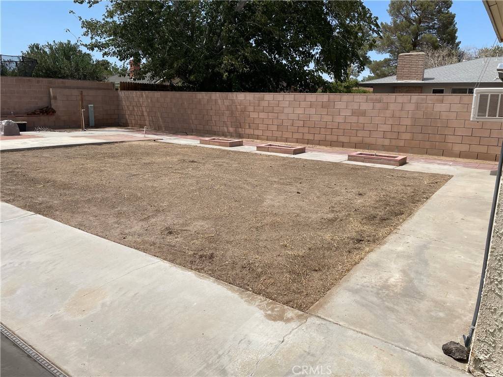 Ridgecrest, CA 93555,526 W Las Flores AVE