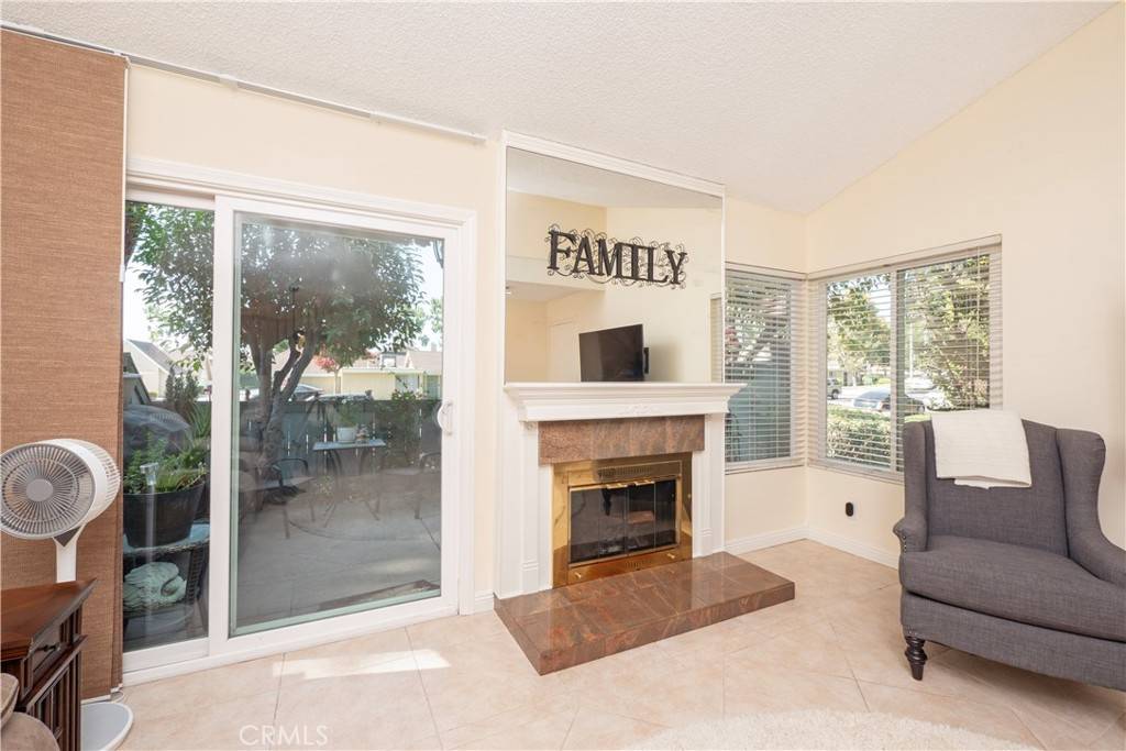 Ontario, CA 91764,1931 E Yale ST