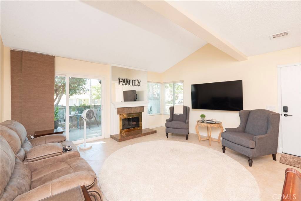 Ontario, CA 91764,1931 E Yale ST