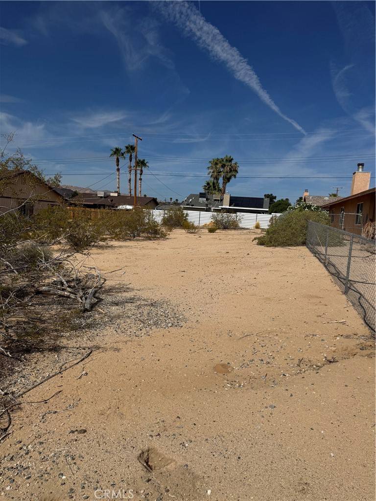29 Palms, CA 92277,6026 Cahuilla AVE