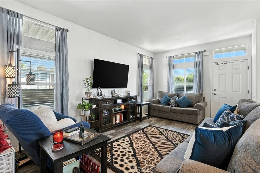 Montclair, CA 91763,5580 Moreno #31