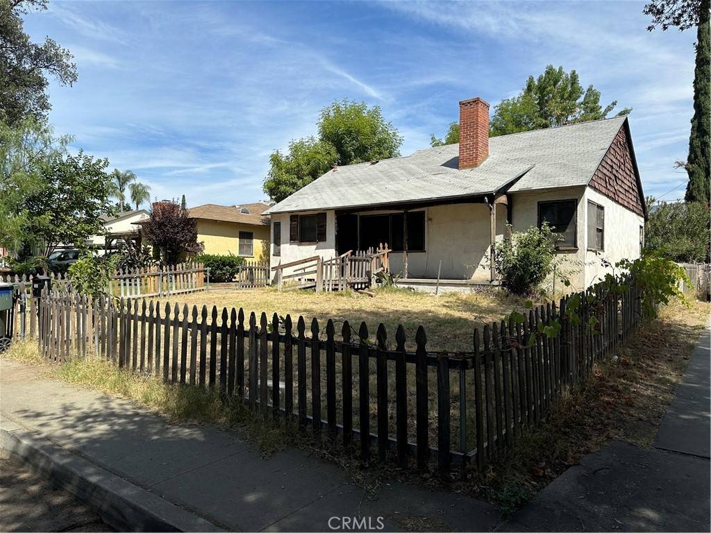 San Bernardino, CA 92405,1254 W 26th ST