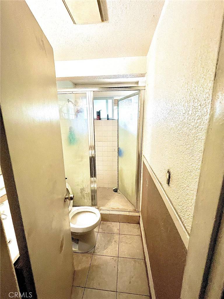 La Puente, CA 91744,1084 Del Valle AVE