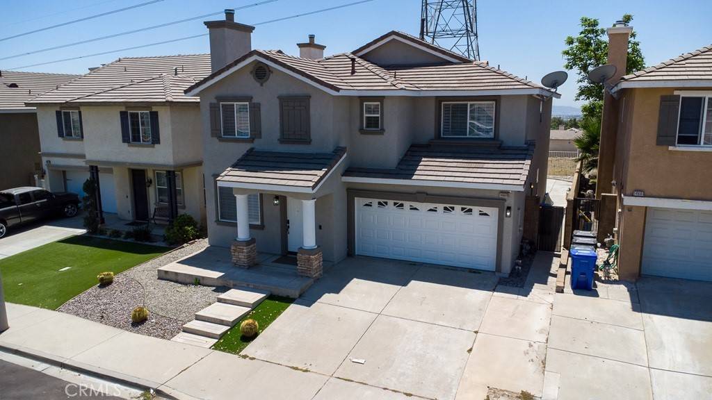 Fontana, CA 92336,14669 Bison LN
