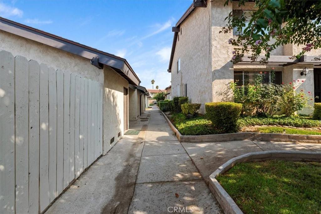 Colton, CA 92324,1220 Mohave DR