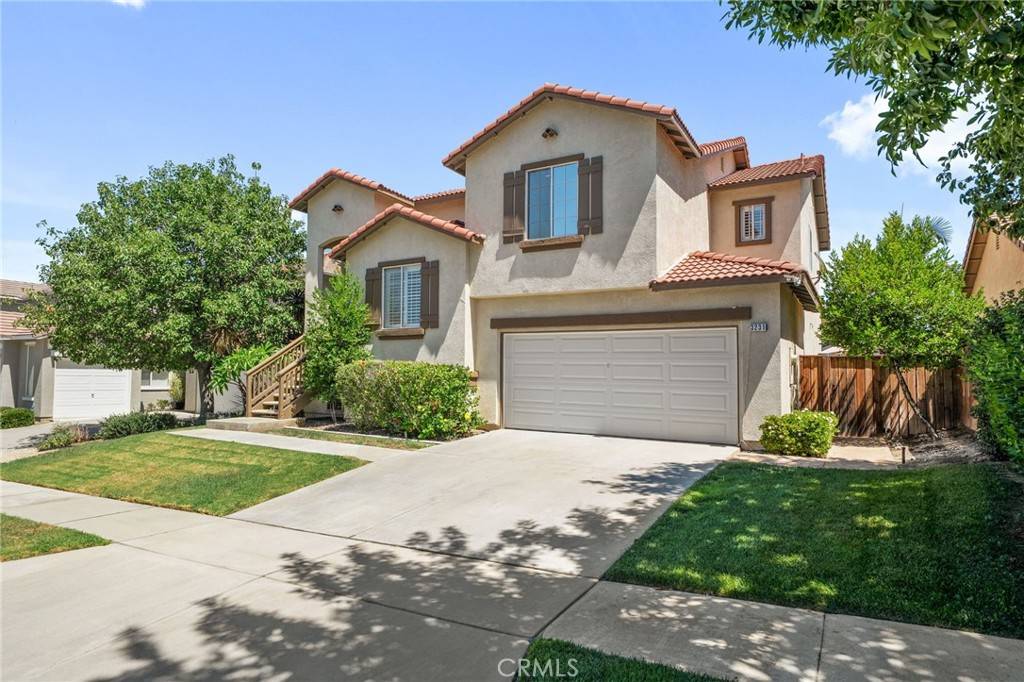 Corona, CA 92882,3231 Hannover ST