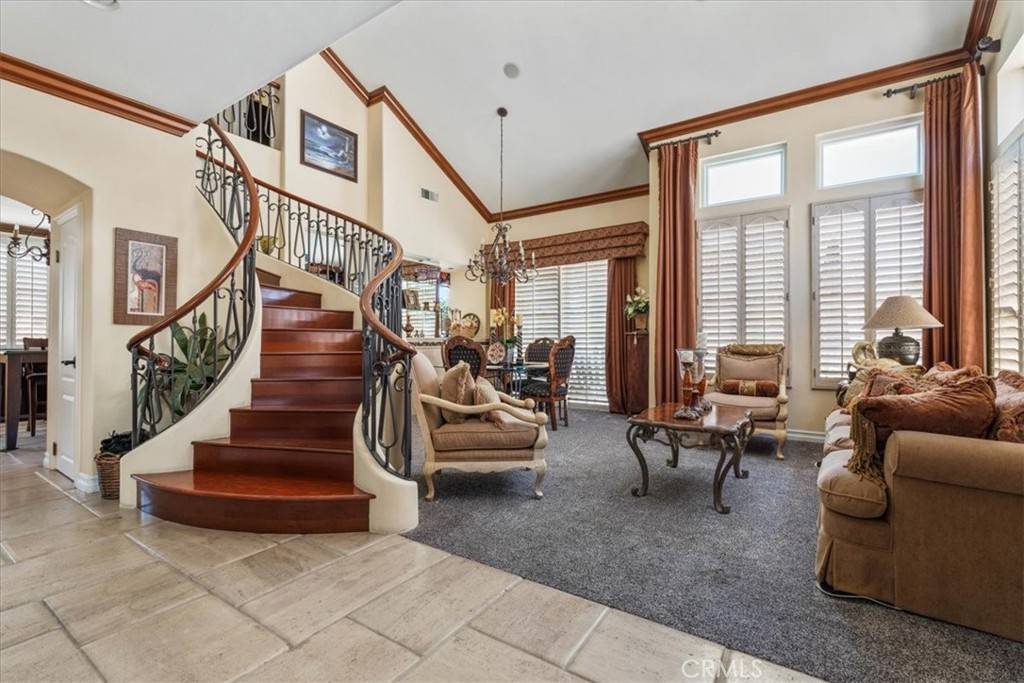 Brea, CA 92821,1506 Bergman CT