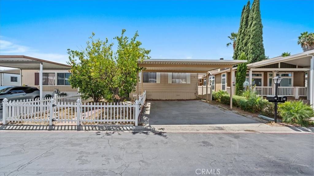 La Puente, CA 91744,17350 Temple AVE #320