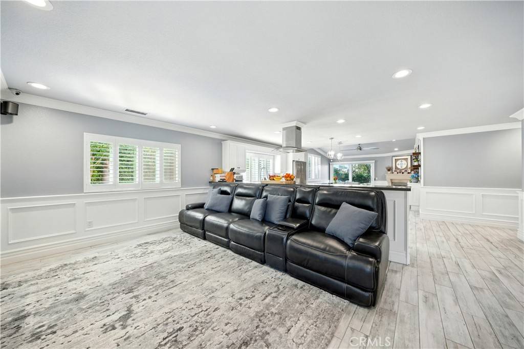 La Verne, CA 91750,1432 Baseline RD