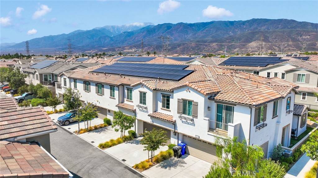 Fontana, CA 92336,5604 Altamura WAY #2