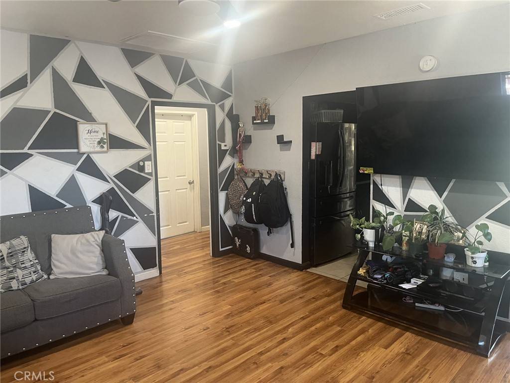 Riverside, CA 92507,4264 Victoria Ave.