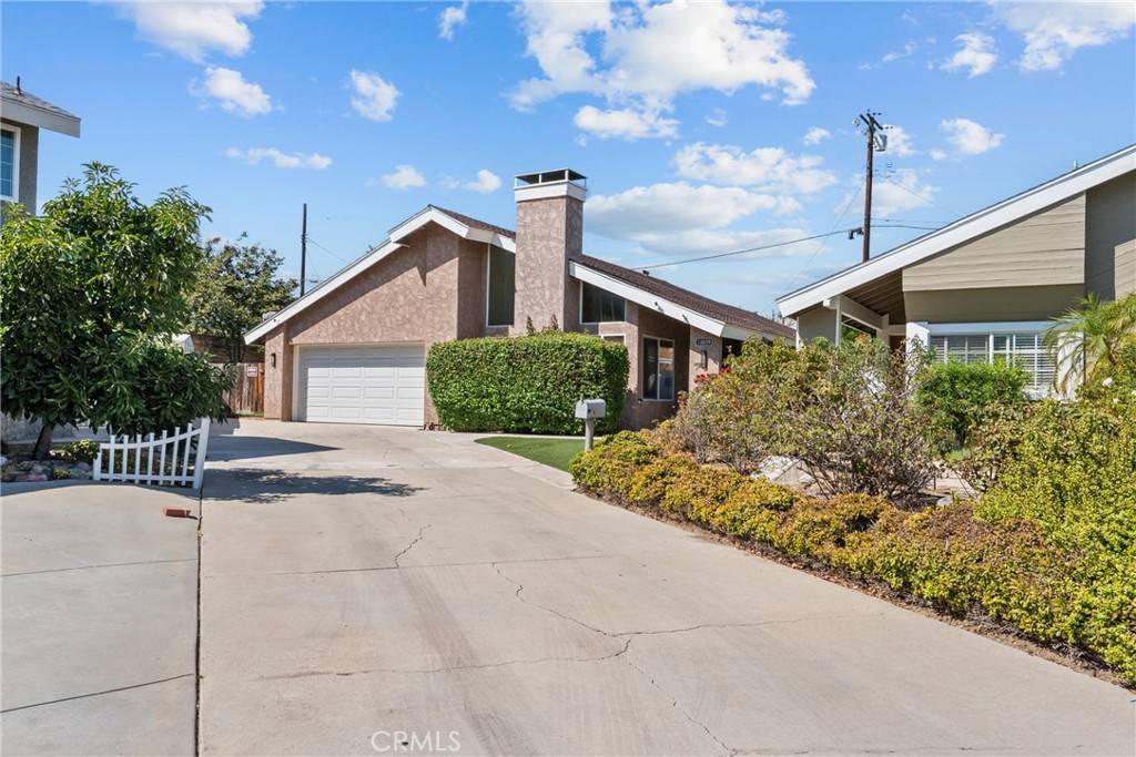 Chatsworth, CA 91311,10059 Hillview Ave