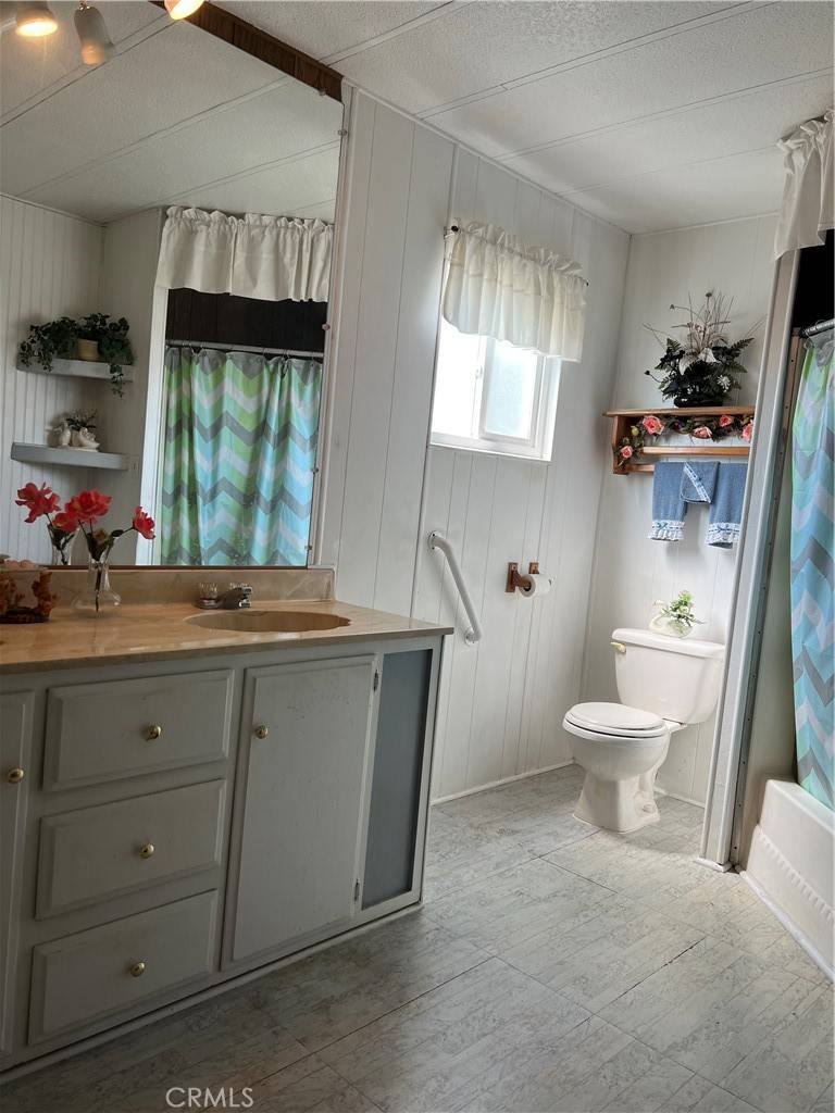 La Verne, CA 91750,4095 Fruit St #606