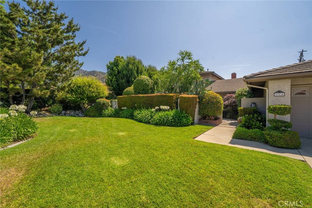 Glendora, CA 91741,964 N Entrada WAY