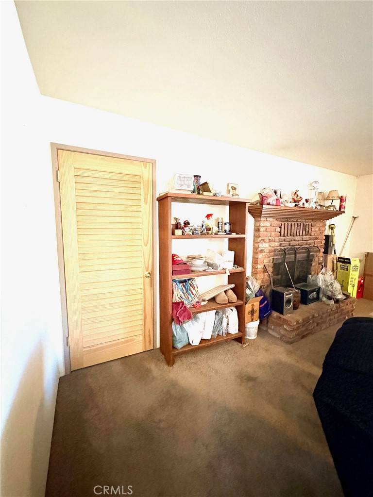 Hesperia, CA 92345,11516 11516 Oakwood AVE