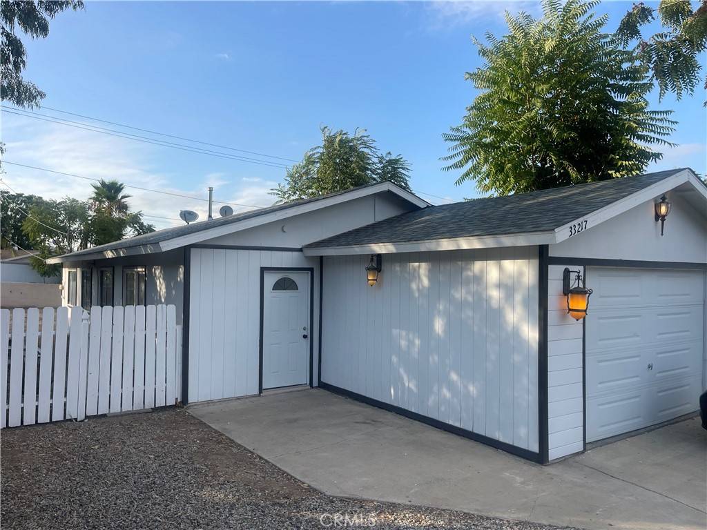 Lake Elsinore, CA 92530,33217 Wood