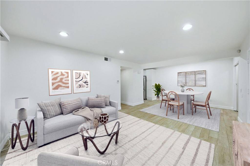 Diamond Bar, CA 91765,22809 Hilton Head DR #5