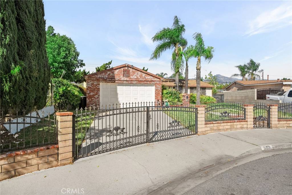 Pomona, CA 91767,327 Flaxton