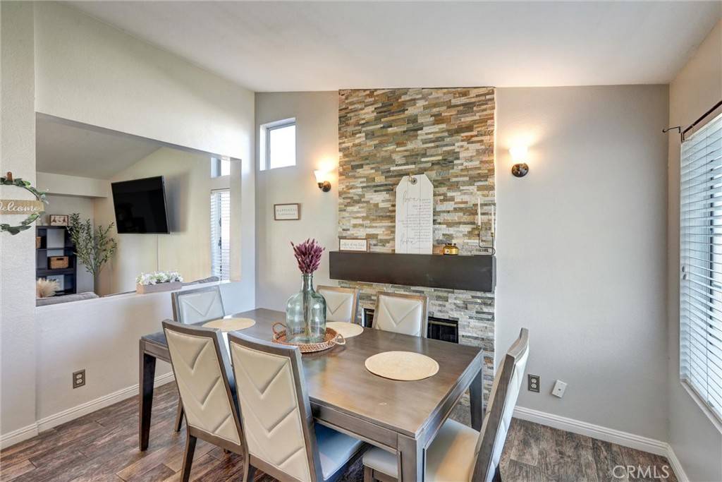 Palmdale, CA 93552,5839 Barcelona DR