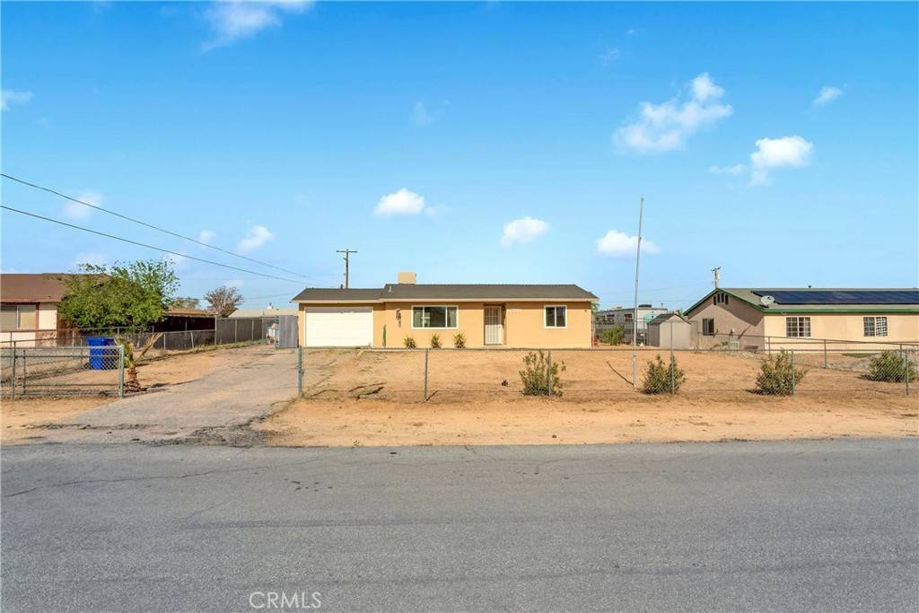 Apple Valley, CA 92308,12770 Lakota RD