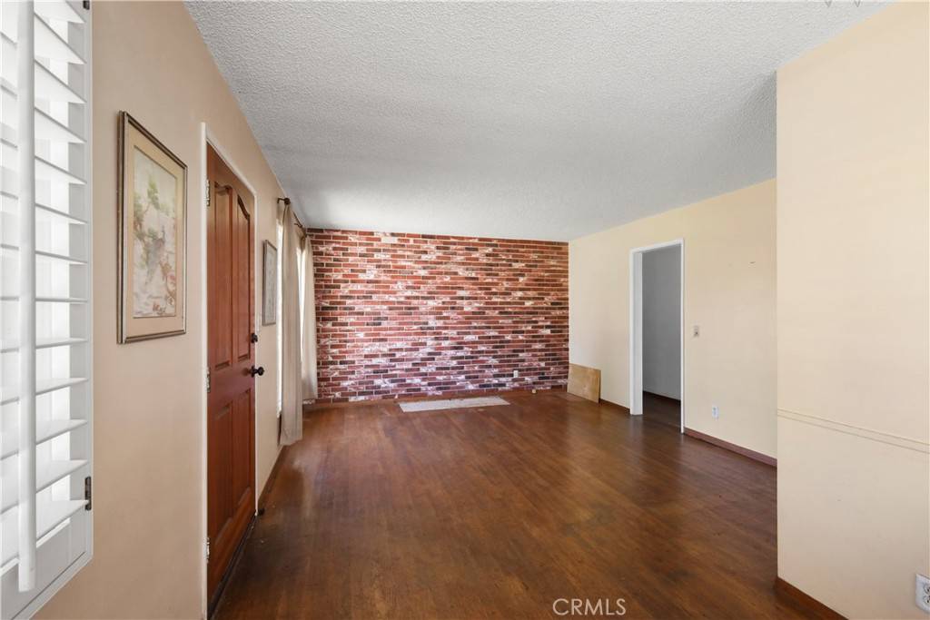 Lakewood, CA 90712,6049 Pennswood AVE