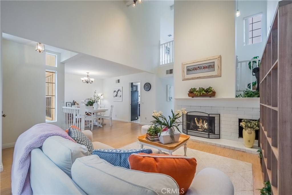 Irvine, CA 92612,19 Dartmouth