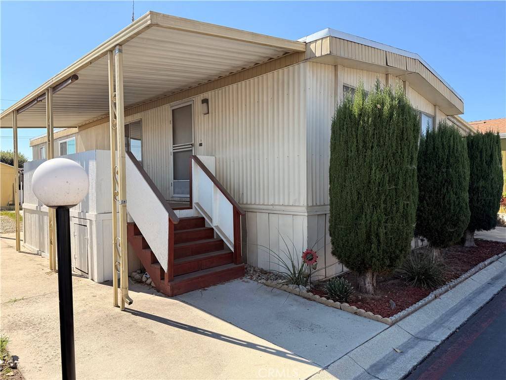 Ontario, CA 91764,2139 E. 4th #230