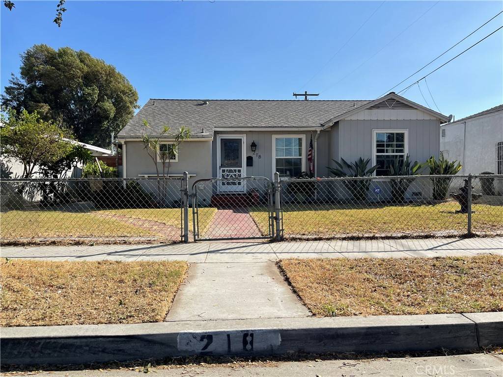 Long Beach, CA 90805,218 W Gardner