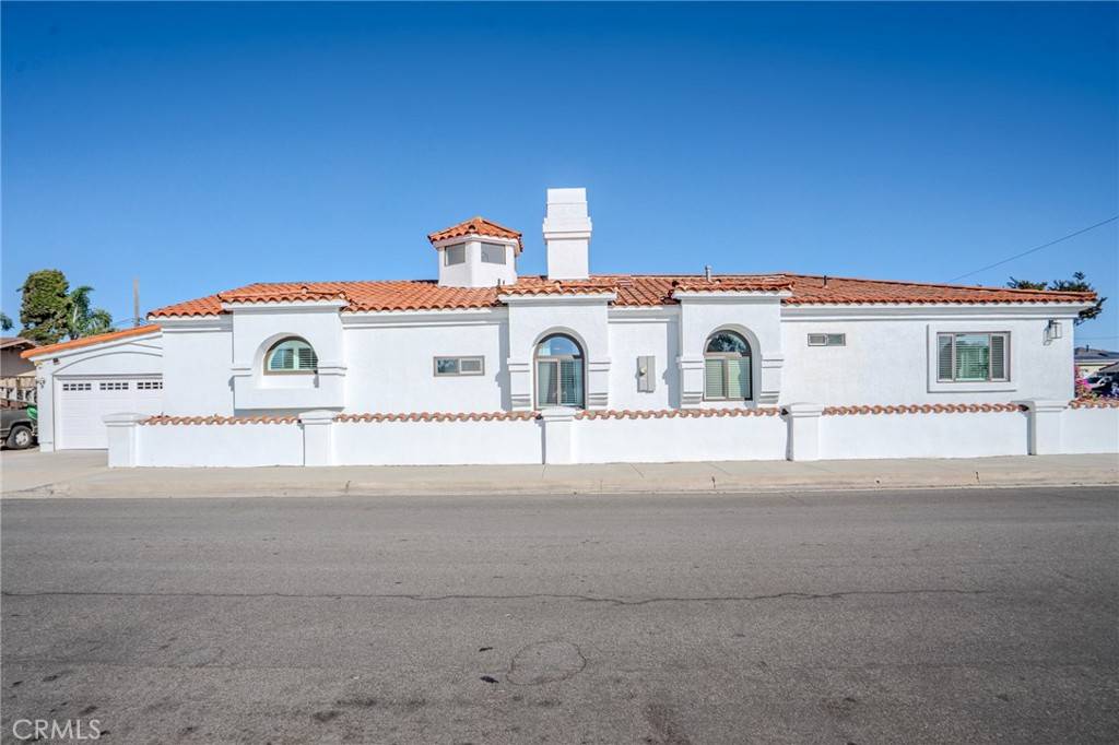 Hawthorne, CA 90250,5039 W 134th ST