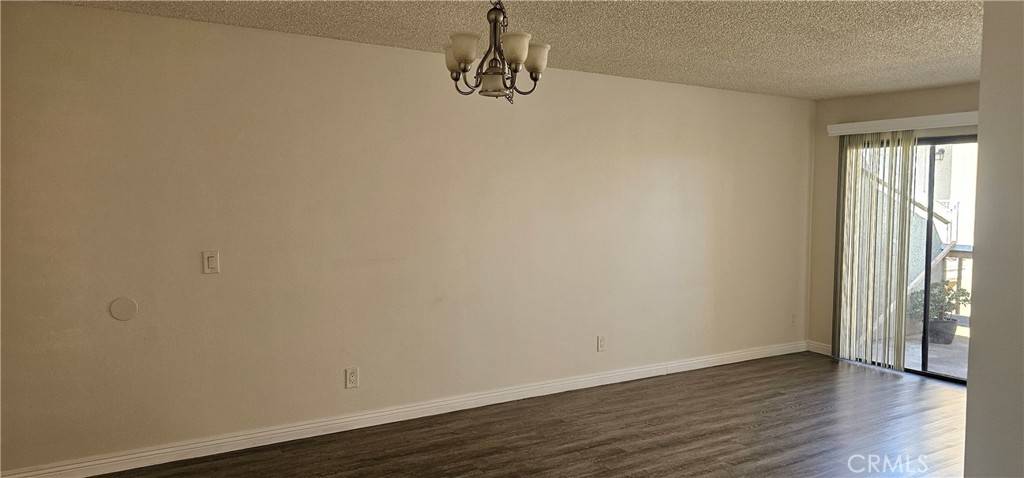 Corona, CA 92879,1083 Circle City #202