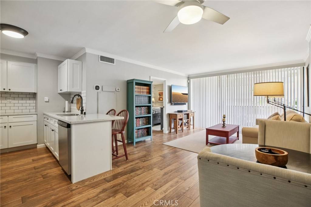 Long Beach, CA 90802,1750 E Ocean #102